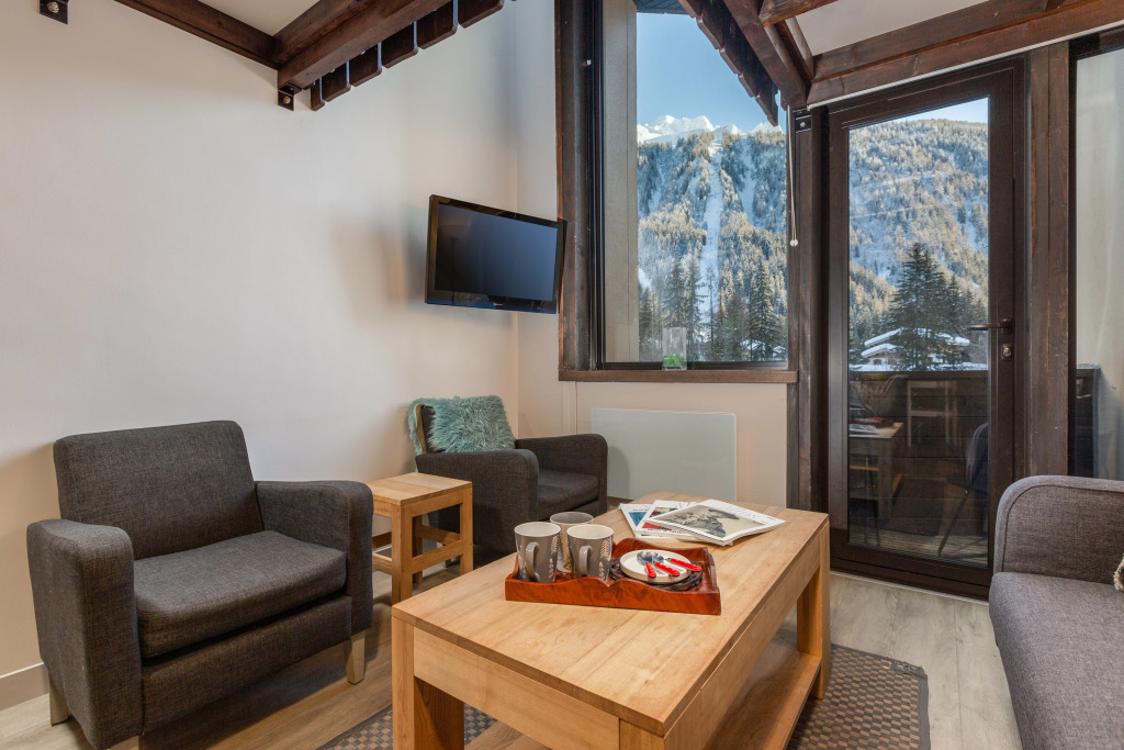 Grand Roc C114 from Slopes 280m, View, Parking & WiFi - Happy Rentals