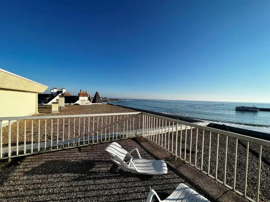 Appartement Quiberon, 1 pièce, 4 personnes - FR-1-478-54