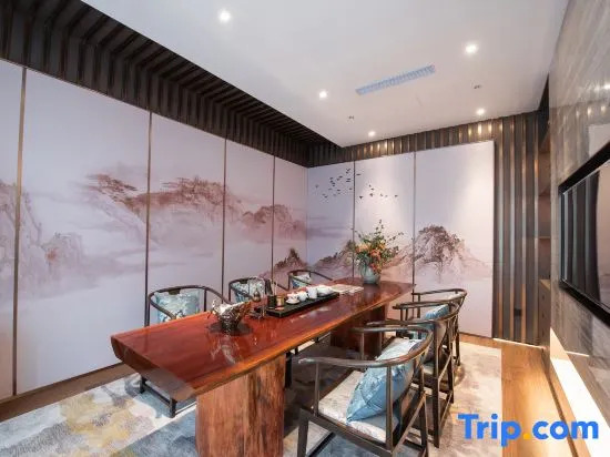 UrCove by Hyatt Weifang