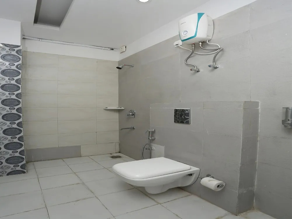 OYO 27674 Dhairya Residency