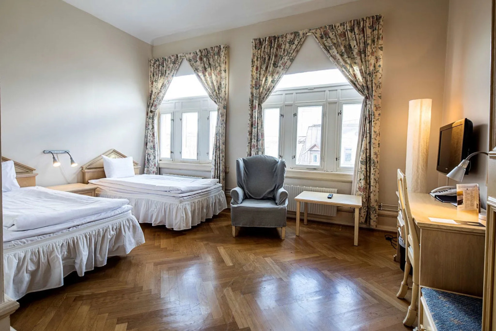 Home Hotel Christian IV