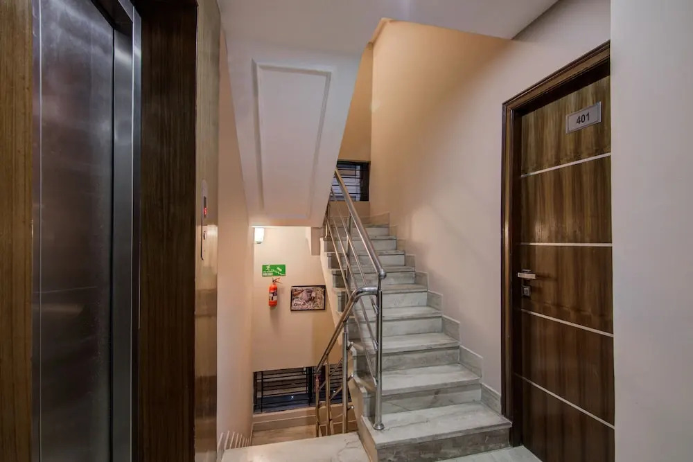 OYO 16744 Live Inn Castle