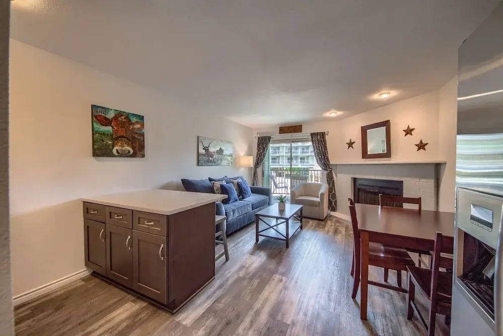 Grandma's River Haus       Rrc A108 1 Bedroom Condo by RedAwning