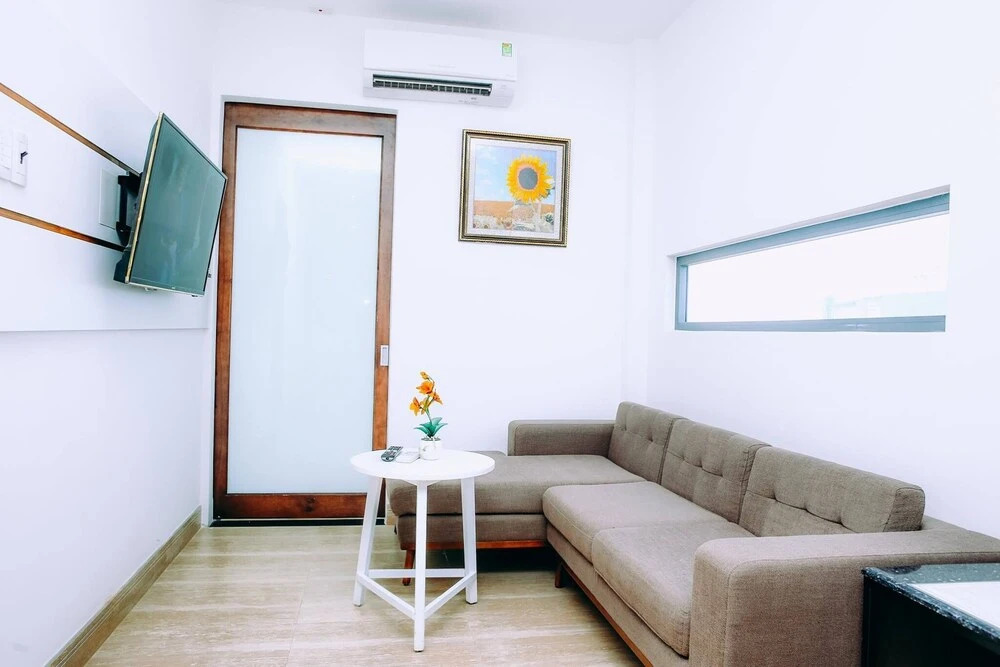 Cozy 2 bedrooms apartment near Dragon Bridge