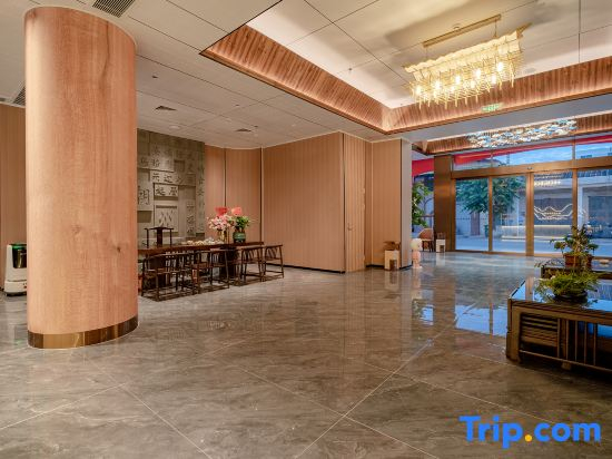 San Chao Hot Spring Town Hotel (Chaozhou Hanjiang Xixi Bidao Tiantouhe Park Branch)