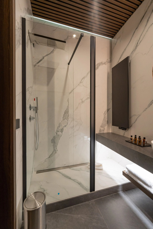 Agra Suites