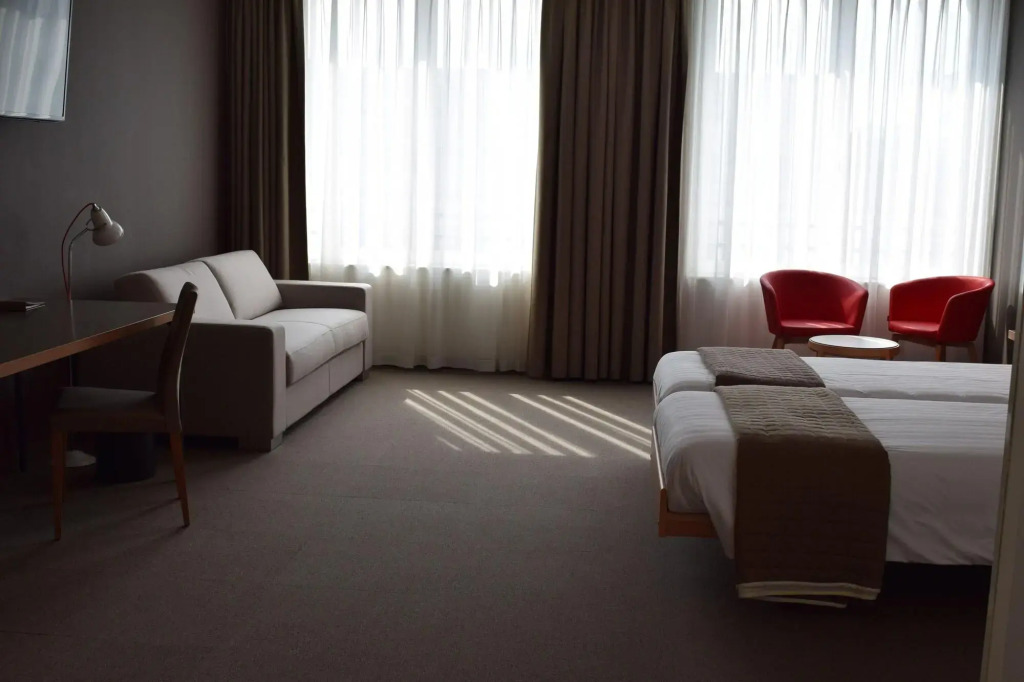 SwissTech Hotel