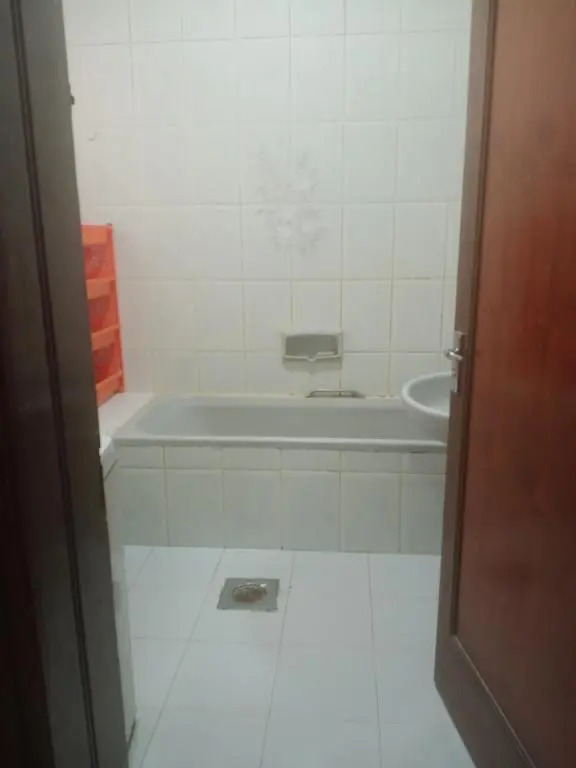 Furnished room just 1 minute to Al ain mall