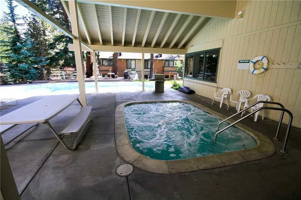Discovery 4 #151 2 Bedrooms 2 Bathrooms Condo