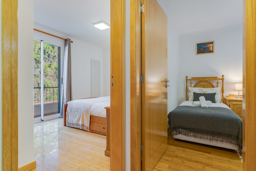 Villa Holiday Sun by Holiday Rental Madeira