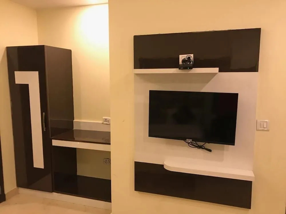 ADB Rooms Hotel Olive International