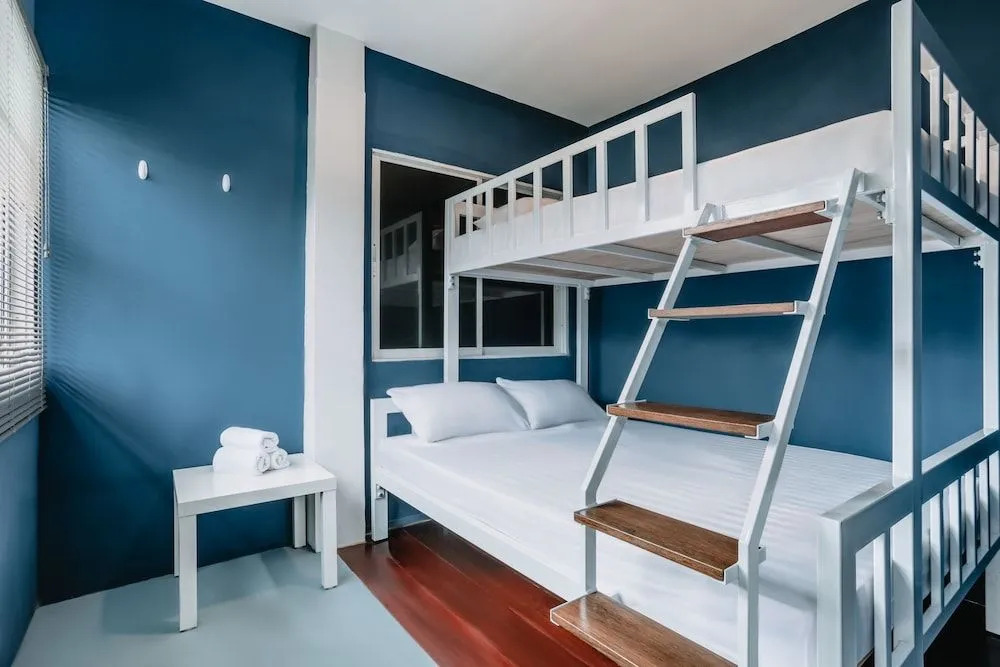 Sleepyhead Hostel