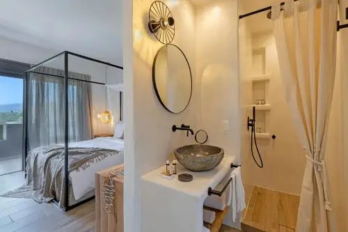 Evais Boutique Houses & Luxury Suites