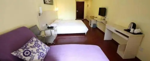 Wenzi Apartment