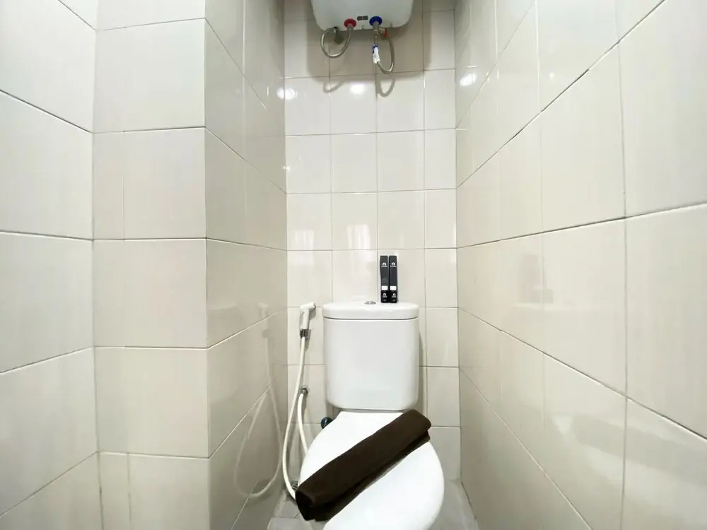 Cozy And Spacious Studio Room At Mekarwangi Square Apartment