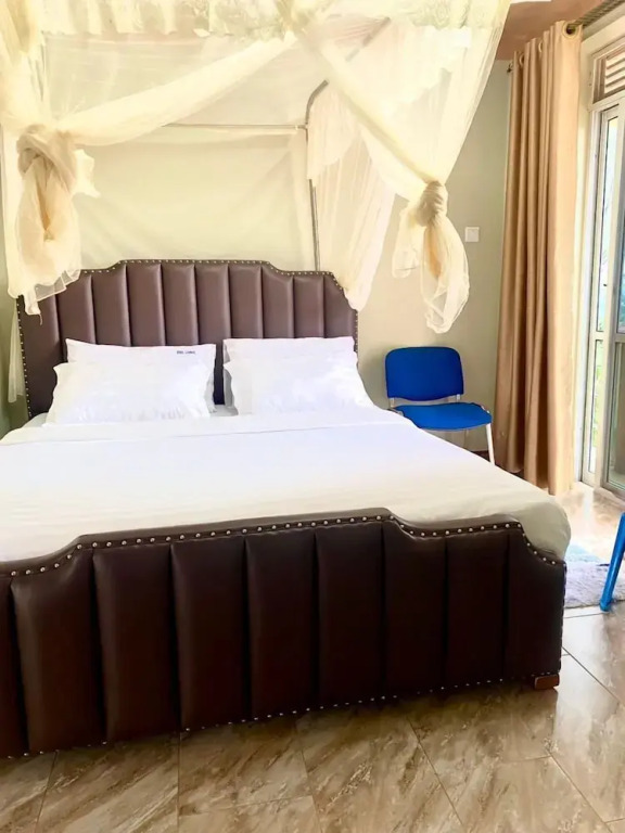Jebel Hotel and Lounge Buloba