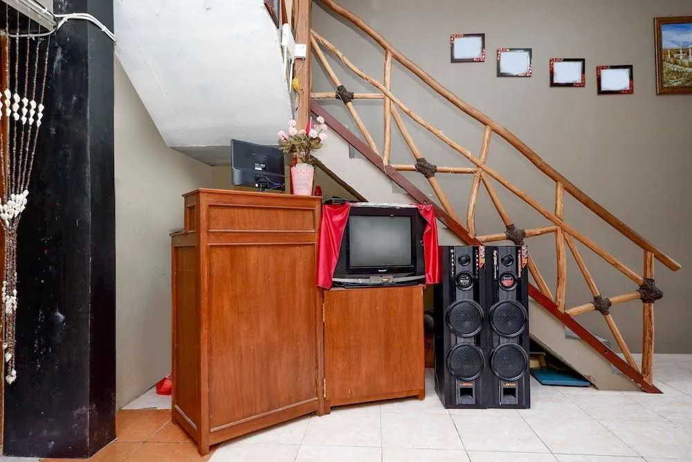 OYO 2430 Lisshaffa Homestay