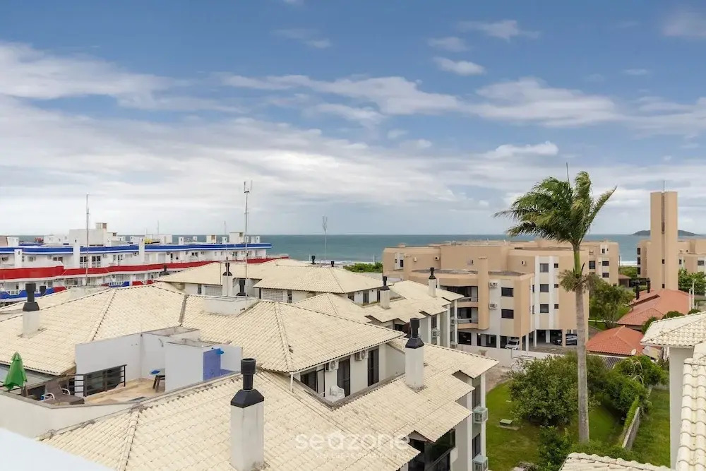 Building With Swimming Pool in Ingleses Norte - STN