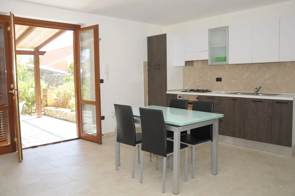 Apartment Sleeps 6 More 7 - Stintino