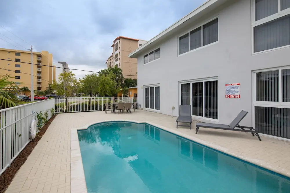 Pompano Suites by the Beach