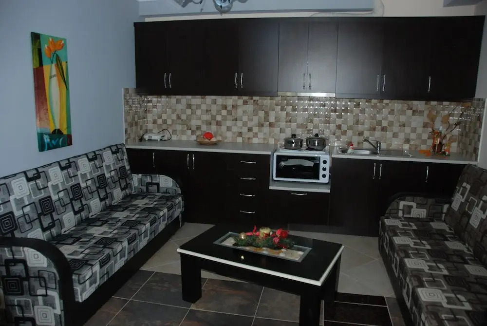 Kleri Beach Apartments