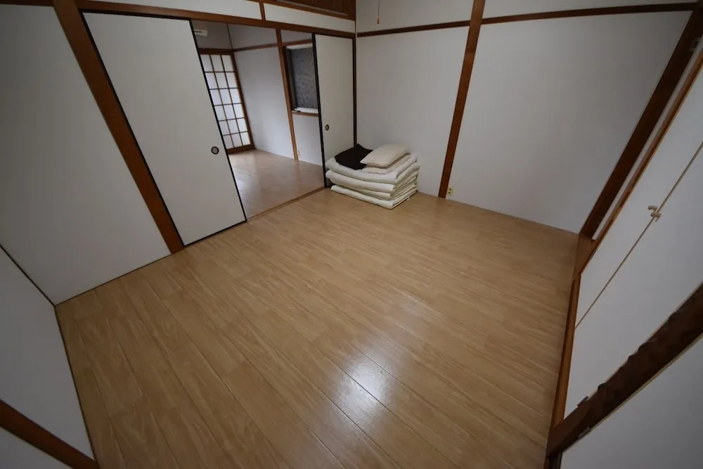 Tarbo's House Surugamachi : Near JR Nara Station 10ppl