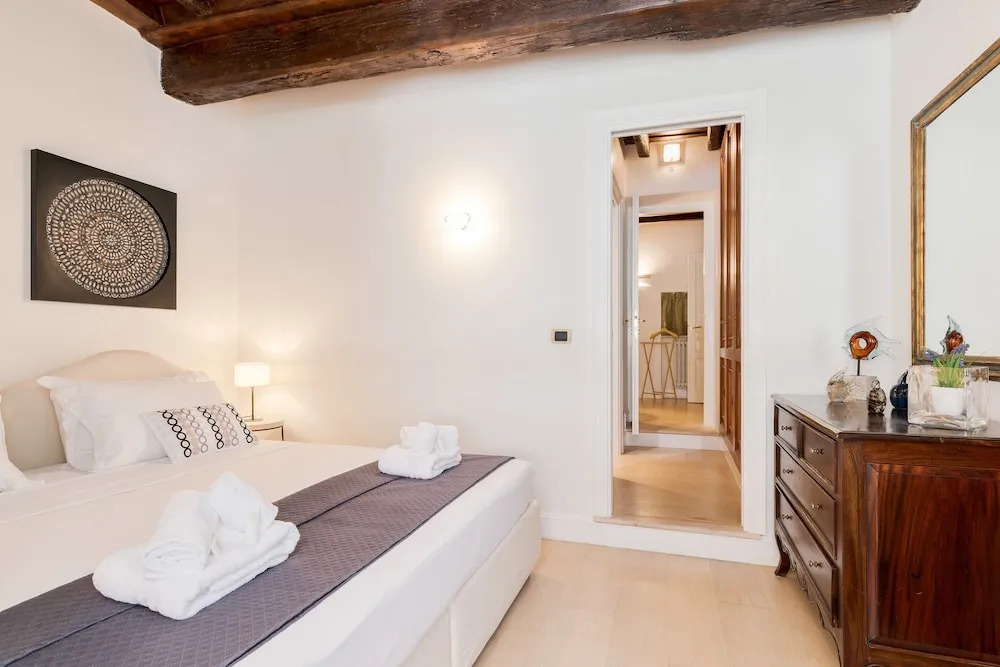 Rome As You Feel - Trevi Luxury Apartment