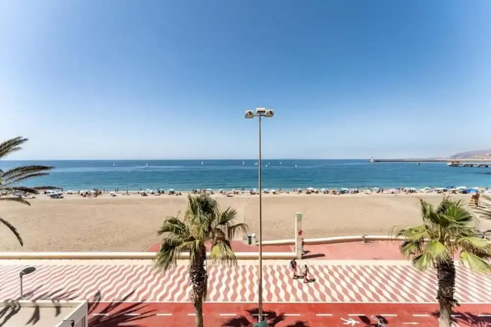 Faro's Zapillo Apartment - Almeria