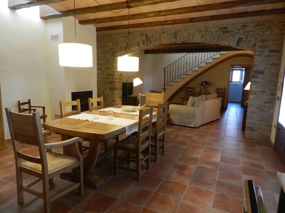 Can Ginesta Turisme Rural