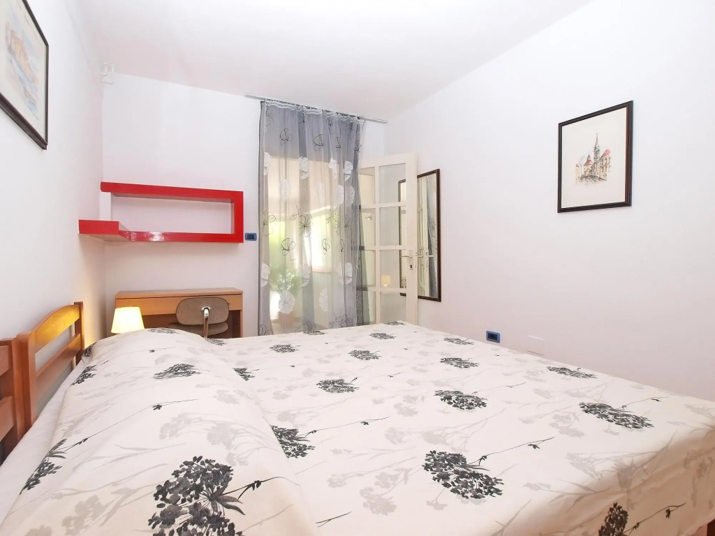 Apartment 1346