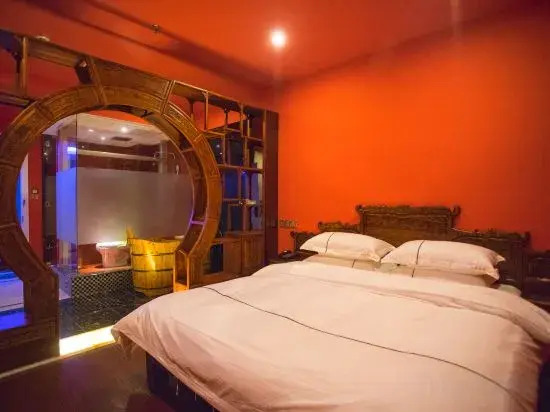 Longting Creative Hotel