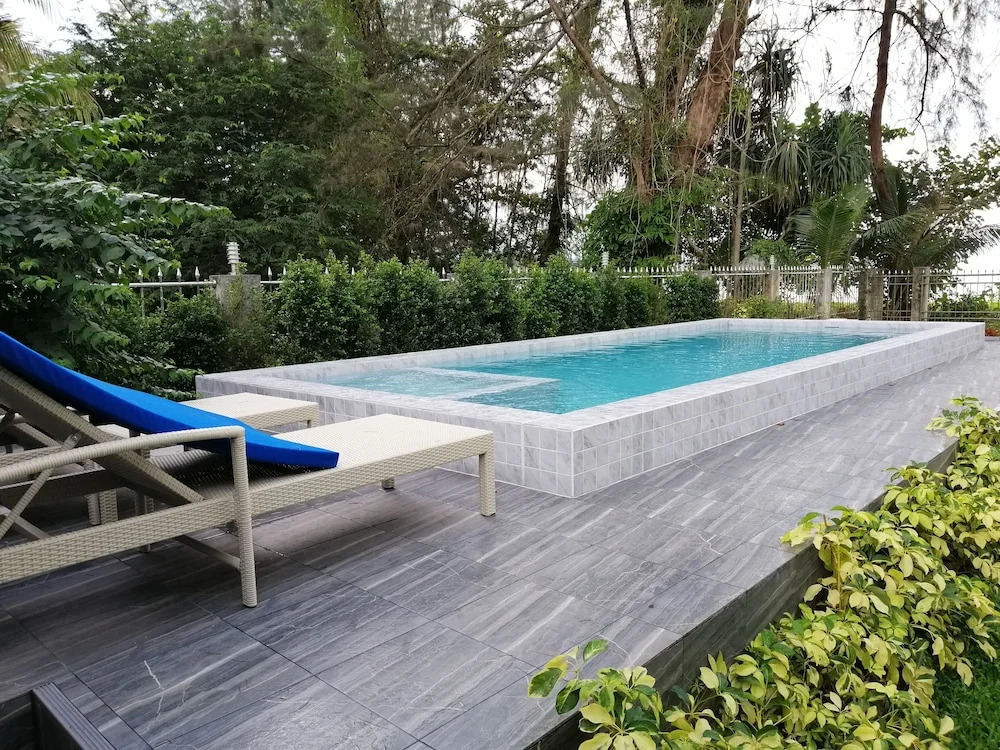 Baan Mook Taley Private Beachfront Villa