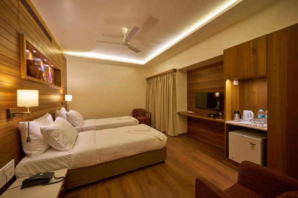 Hotel Atharv Top Rated Business Hotel in Kolhapur