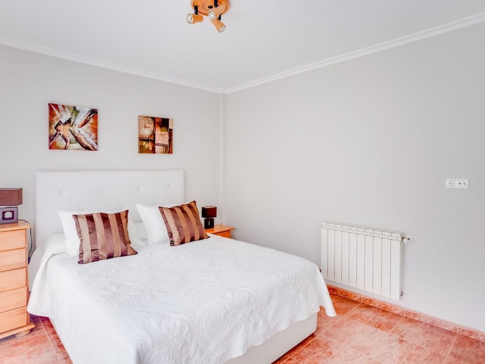 Elegant Apartment in Llanes near Sea