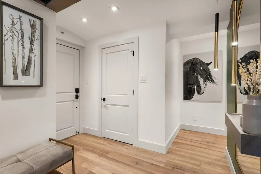 Chateau Eau Claire Unit 13