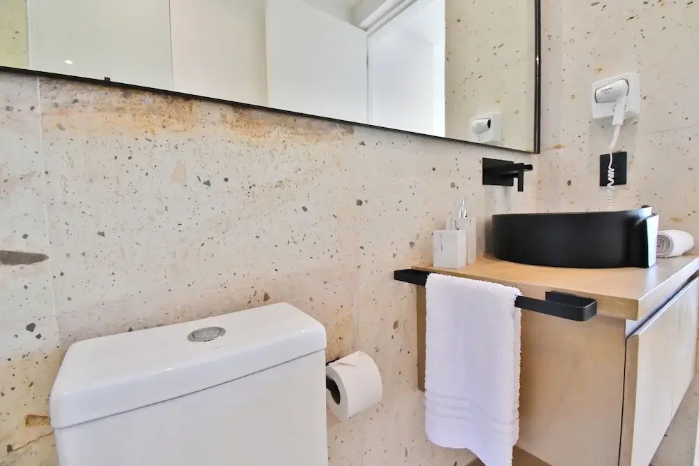 Kumaru Suites by The Spot Rentals