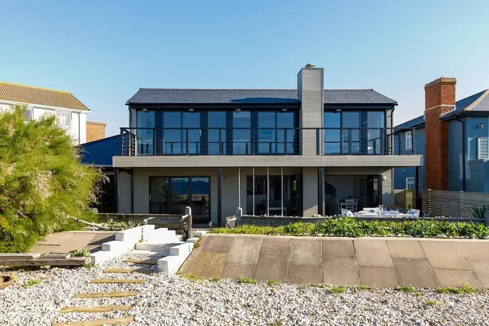Luxury Seafront Family Home - Indoor Pool