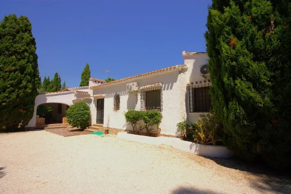 La Cartuja in Javea With 5 Bedrooms and 4 Bathrooms
