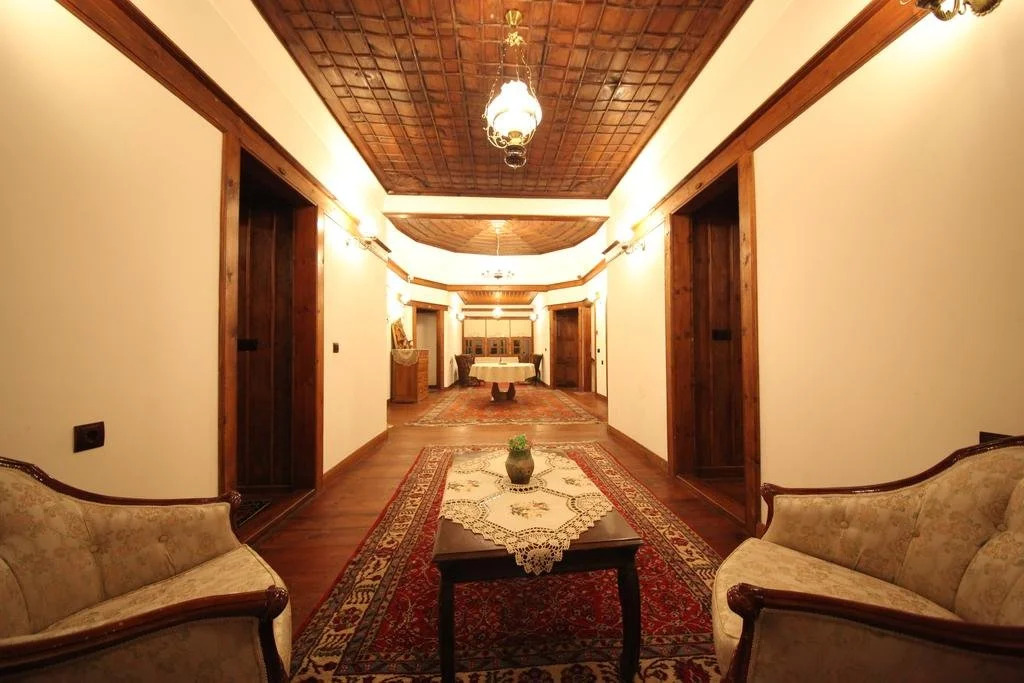 Zalifre Konakları