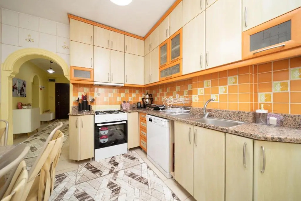 Central Fully Furnished Flat In Antalya Kepez