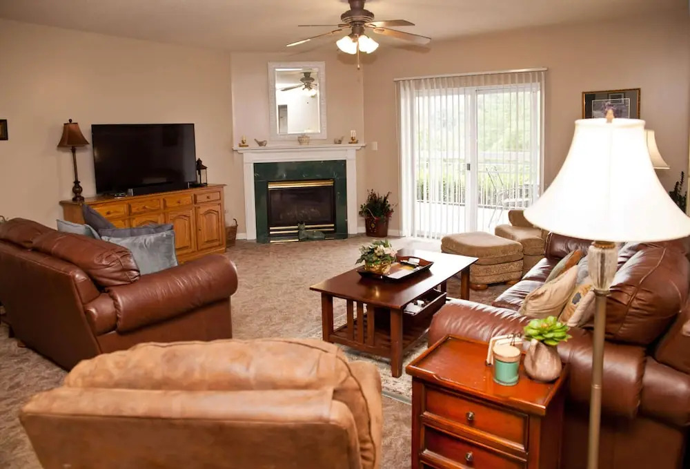 Whispering Pines 514
