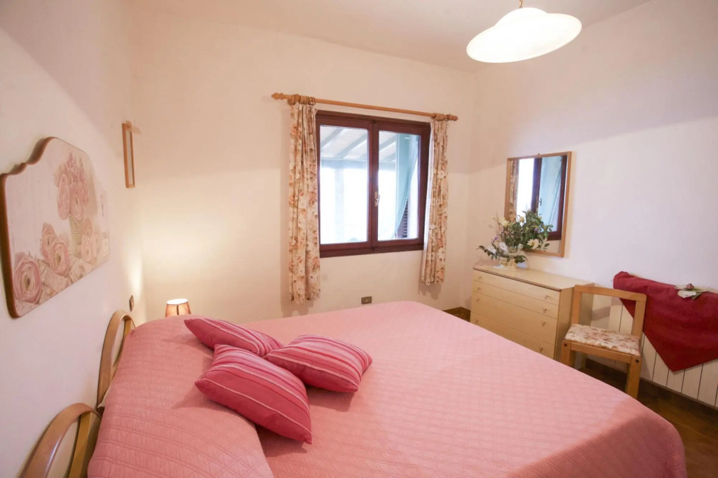 Apartment Il Sogno 2 in Capoliveri with terrace-IL SOGNO QUADRI N° 2