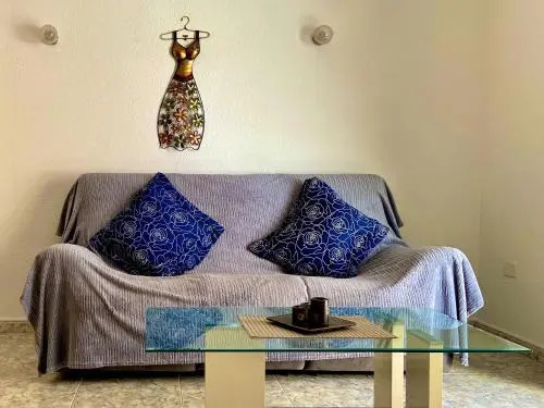Victoria Court - 1 bed pool & sea view