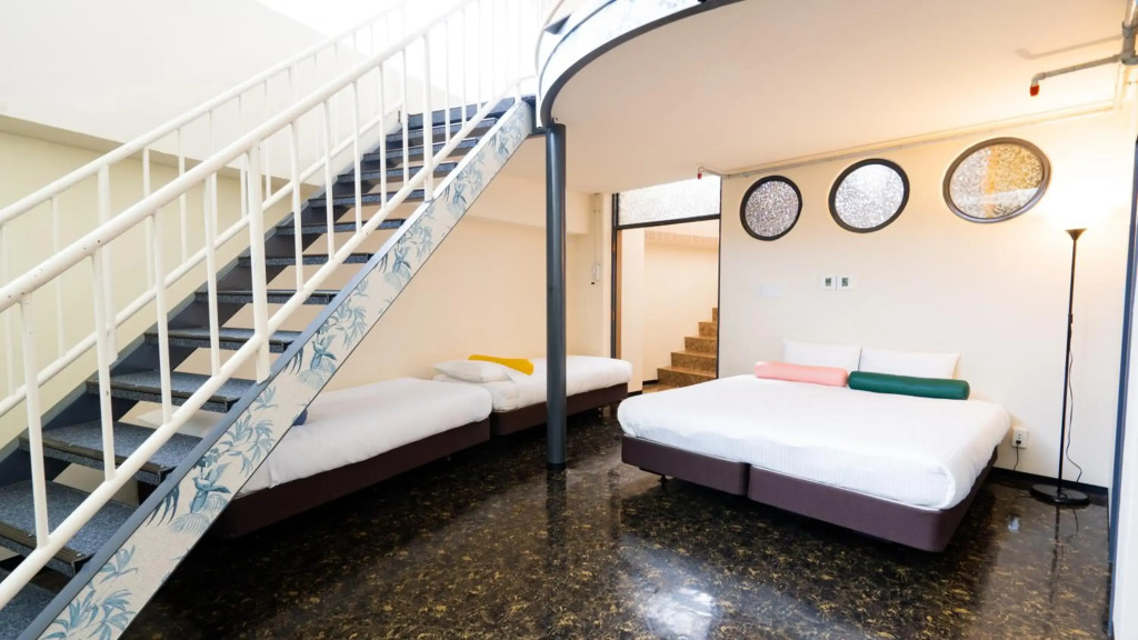 Rycom Crystal Hotel