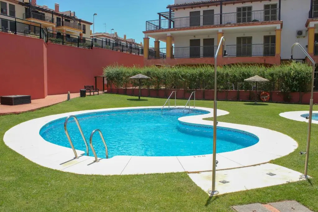Haa001) Apartamento Moderno Con Jardín.