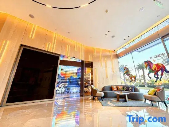 Hotel Five