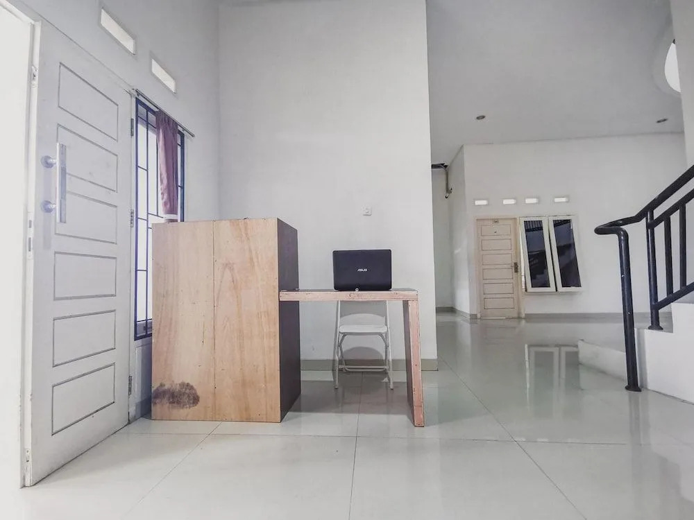 RedDoorz Syariah near Universitas Lampung 2