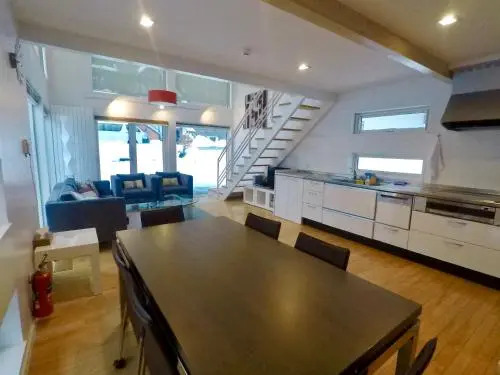 Hirafu House 7