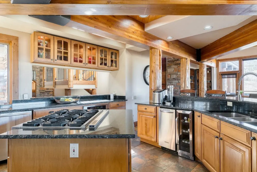 Topaz Estate by Avantstay Luxe Home, Pool + View