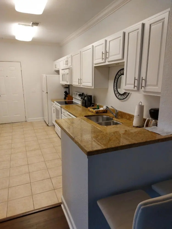 Cozy condo near Disney Parks